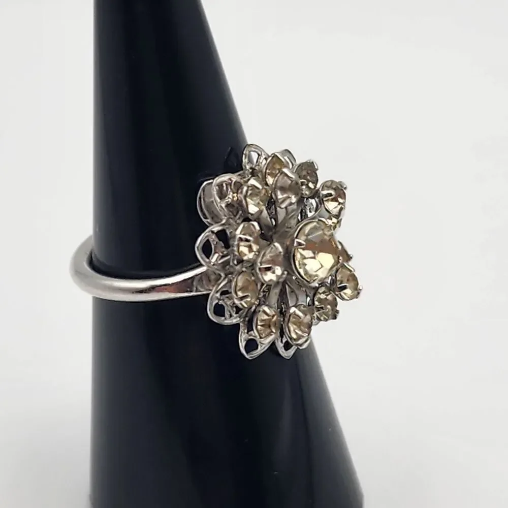 Vintage Sarah Coventry Silver Tone Layered Flower Wrap Adjustable Ring
